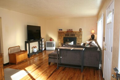 5323 Shasta Way 10