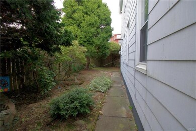 113 W Patterson St, Lansford, PA 18232 - photo 5