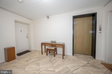 260 W Montgomery Ave unit 304, Ardmore, PA 19003 - photo 5