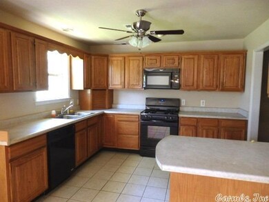 2000 Winesap Dr, Jonesboro, AR 72405 - photo 5