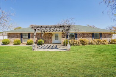 2901 Flat Rock Rd, Azle, TX 76020 - photo 2