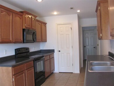 1499 Leesburg Ave, Springdale, AR 72764 - photo 3