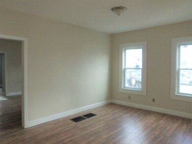 267 W 6th St unit 1, Lowell, MA 01850 - photo 4