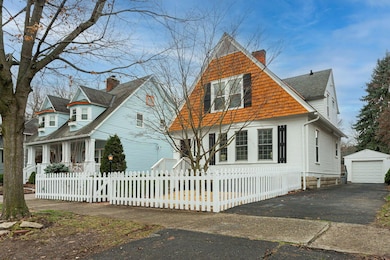 0-web-or-mls-297 N Franklin St-3