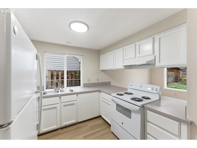 1297 SW 209th Ave, Beaverton, OR 97006 - photo 5