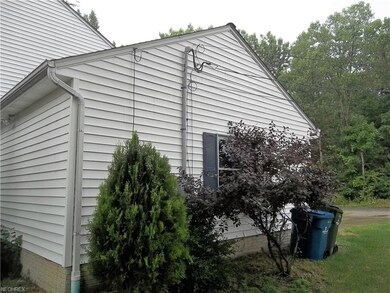 734 Robinwood Ave, Sheffield Lake, OH 44054 - photo 6