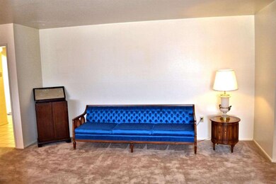 9960 W El Dorado Dr, Sun City, AZ 85351 - photo 7