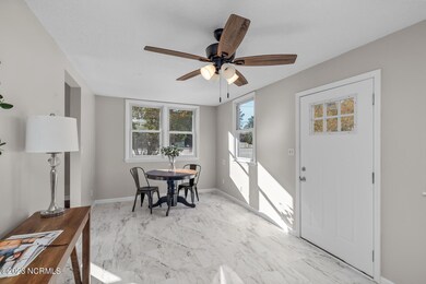 724 Henderson Dr, Jacksonville, NC 28540 - photo 5