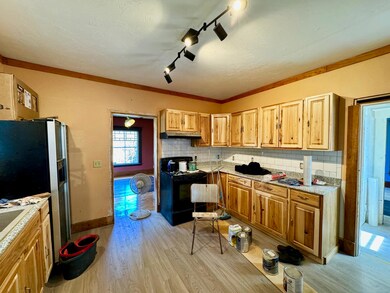 13 Prospect St, Guilford, ME 04443 - photo 4