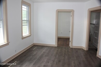 4 Hamlin St, Schenectady, NY 12307 - photo 5