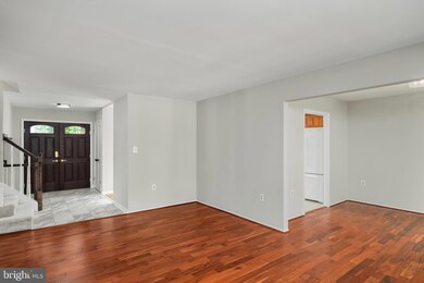 7013 Wren Ln, Lanham, MD 20706 - photo 7