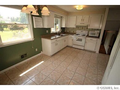 Kitchen Large spacious Kitchen