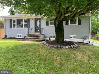 7211 Giddings Dr, Capitol Heights, MD 20743 - photo 3