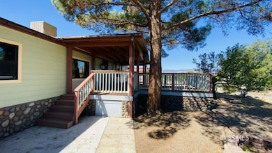 5037 Shawnee Rd, Weldon, CA 93283 - photo 2