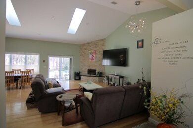 27 Gilbert Rd, Southampton, MA 01073 - photo 4