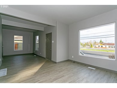 420 W B St, Rainier, OR 97048 - photo 6