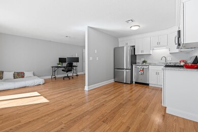 344 Elm St unit 41, Milford, NH 03055 - photo 5