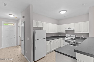 977 Downey Branch Ln, Wilmington, NC 28403 - photo 3