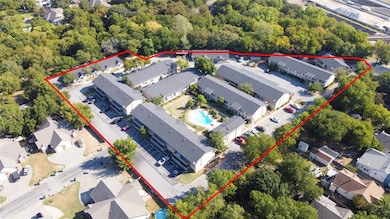 Boundaries are approximate.