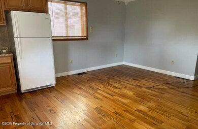 922 Maple St, Scranton, PA 18505 - photo 4