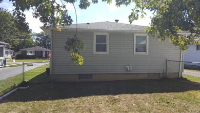 349 Summit Blvd, North Tonawanda, NY 14120 - photo 4