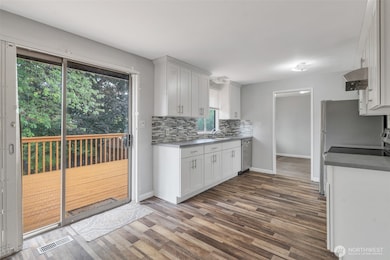 1102 Tule Lake Rd S, Tacoma, WA 98444 - photo 2