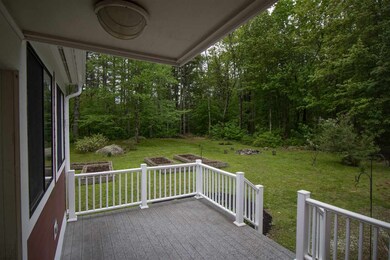 22 Mastin Dr, Newmarket, NH 03857 - photo 4