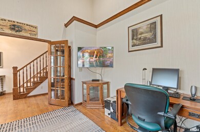 1308 W 60th St, Davenport, IA 52806 - photo 5