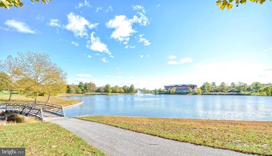 2406 Hunters Chase Ct, Frederick, MD 21702 - photo 5