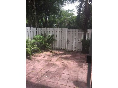 10909 NW 43rd Ln, Doral, FL 33178 - photo 4