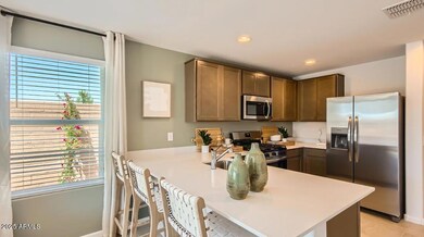 25024 N 174th Ln, Surprise, AZ 85387 - photo 4