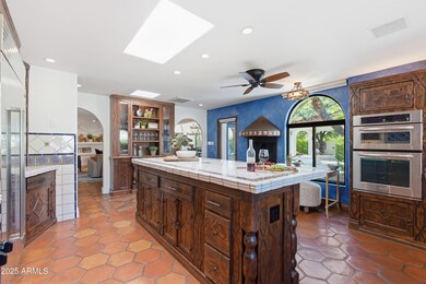 5828 E Cactus Wren Rd, Paradise Valley, AZ 85253 - photo 5