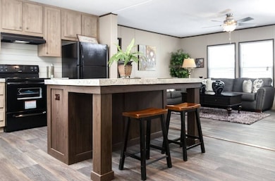 1029 Spring Azure Dr, Cleburne, TX 76033 - photo 2