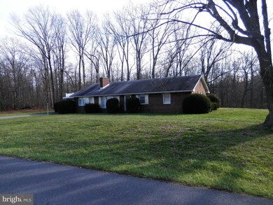 842 Wakemans Grove Rd, Edinburg, VA 22824 - photo 3