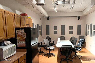 2641 E Mcdowell Rd, Phoenix, AZ 85008 - photo 7