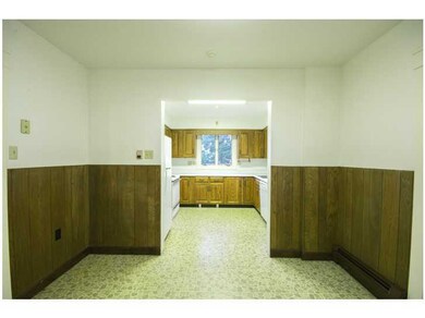 21 Admiral Kalbfus Rd, Newport, RI 02840 - photo 4