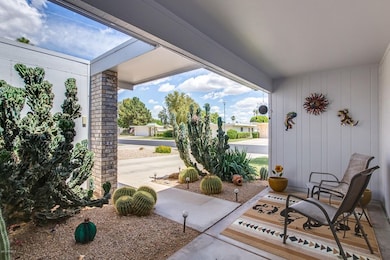 10218 W Highwood Ln, Sun City, AZ 85373 - photo 4