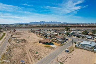 7814 Craddock Ave, El Paso, TX 79915 - photo 3