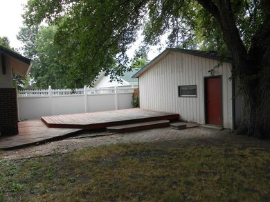 Back Yard Deck<|><|>