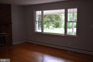 14009 Blenheim Rd N, Phoenix, MD 21131 - photo 5