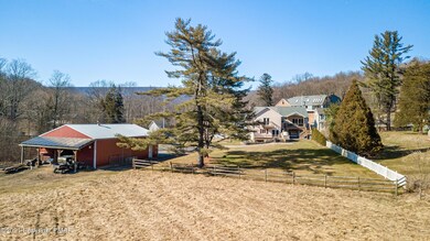 2004 Delabole Rd, Pen Argyl, PA 18072 - photo 4