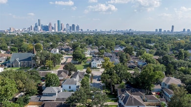 3705 Bruce St, Houston, TX 77009 - photo 6