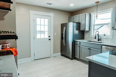 134 W Fairview Rd, Culpeper, VA 22701 - photo 6