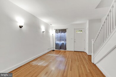 3816 Colborne Rd, Baltimore, MD 21229 - photo 7