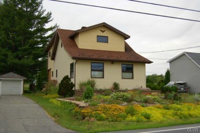 569 Monocacy Dr, Bath, PA 18014 - photo 3