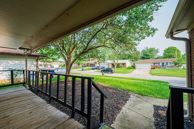 2063 Balmoral court Columbus 43229_021