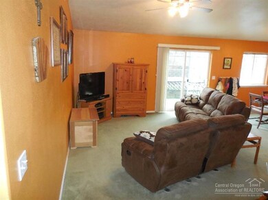 932 SW Sunnyside Dr, Madras, OR 97741 - photo 4