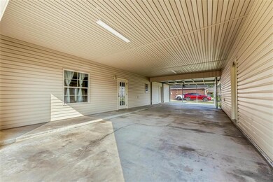 800 E 2nd St, Iowa, LA 70647 - photo 7
