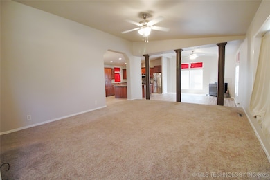 10260 Locust Rd, Henryetta, OK 74437 - photo 7