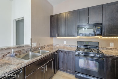 15-web-or-mls-MAPLEWOOD-15